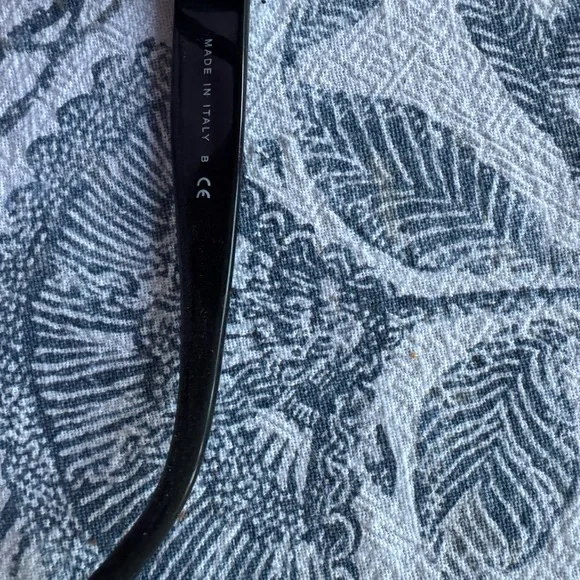 Chanel Elegant Black Sunglasses